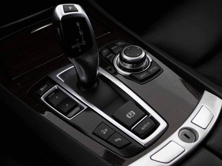 BMW 7 серии, 4.4 л, АТ, 2011 фото 17