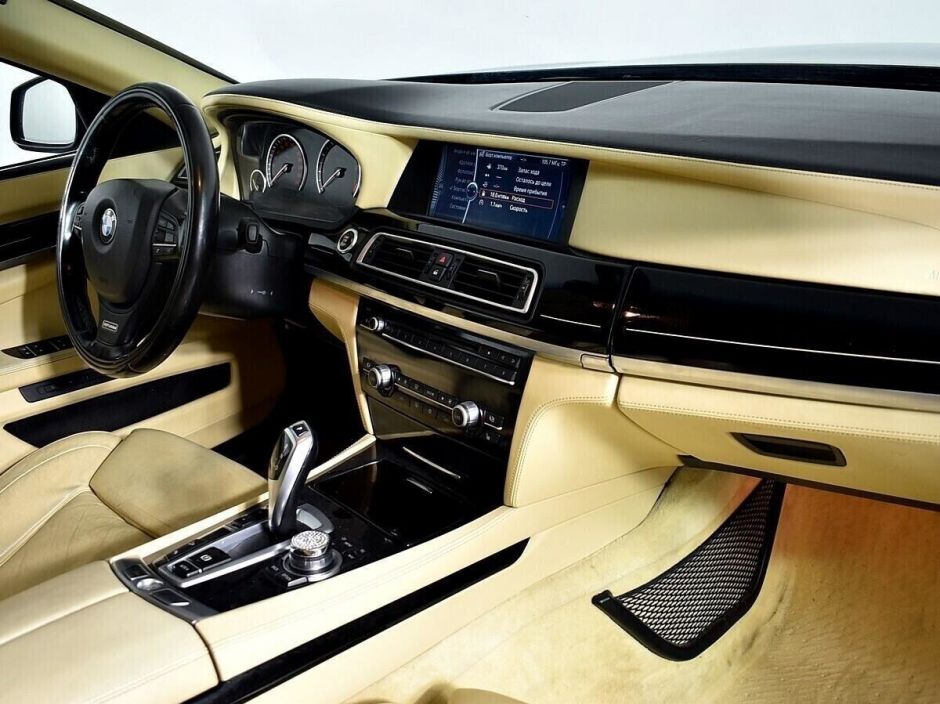 BMW 7 серии, 4.4 л, АТ, 2012 фото 14