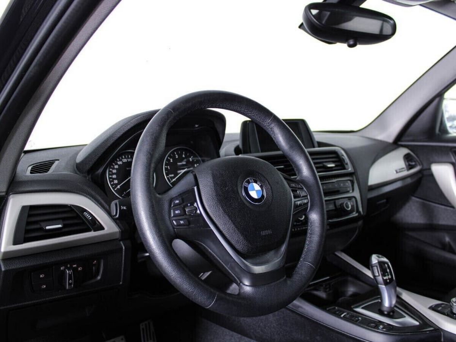 BMW 1 серии, 1.5 л, АТ, 2017 фото 2