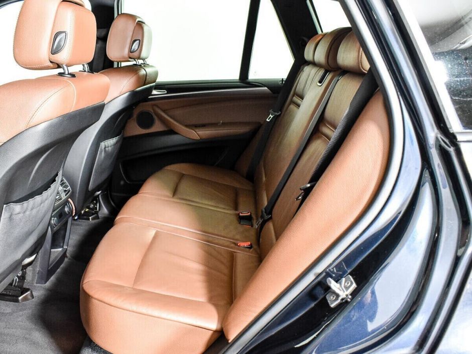 BMW X5, 3.0 л, АТ, 2011 фото 1