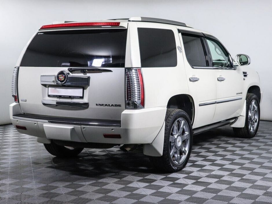 Cadillac Escalade, 6.2 л, АТ, 2010 фото 6