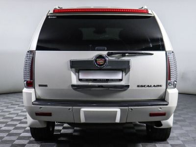 Cadillac Escalade, 6.2 л, АКПП, 2010 фото 7