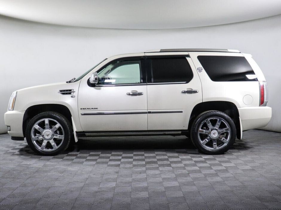 Cadillac Escalade, 6.2 л, АТ, 2010 фото 9