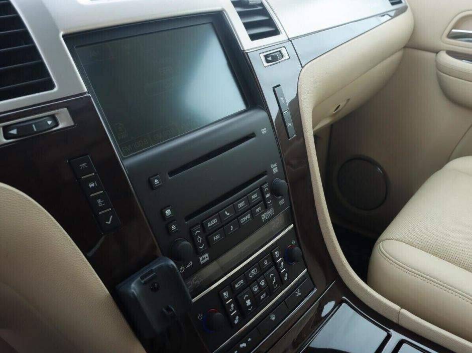 Cadillac Escalade, 6.2 л, АТ, 2008 фото 13