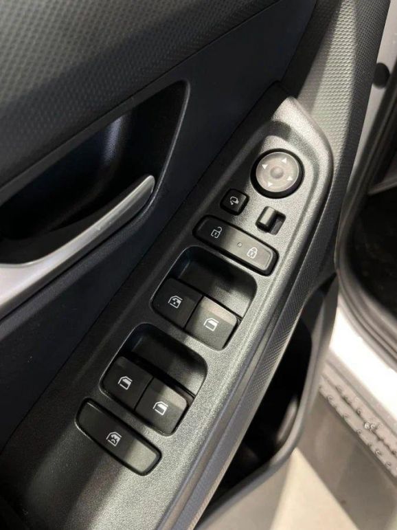 Solaris HC Family + Ultra, 1.6 л, АТ, 2024 фото 2