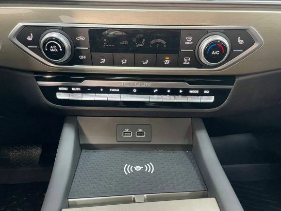 JETOUR X70 Luxury, 1.5 л, Робот, 2024 фото 9