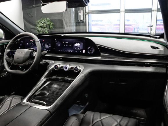 EXEED RX Premium, 2.0 л, АТ, 2024 фото 2