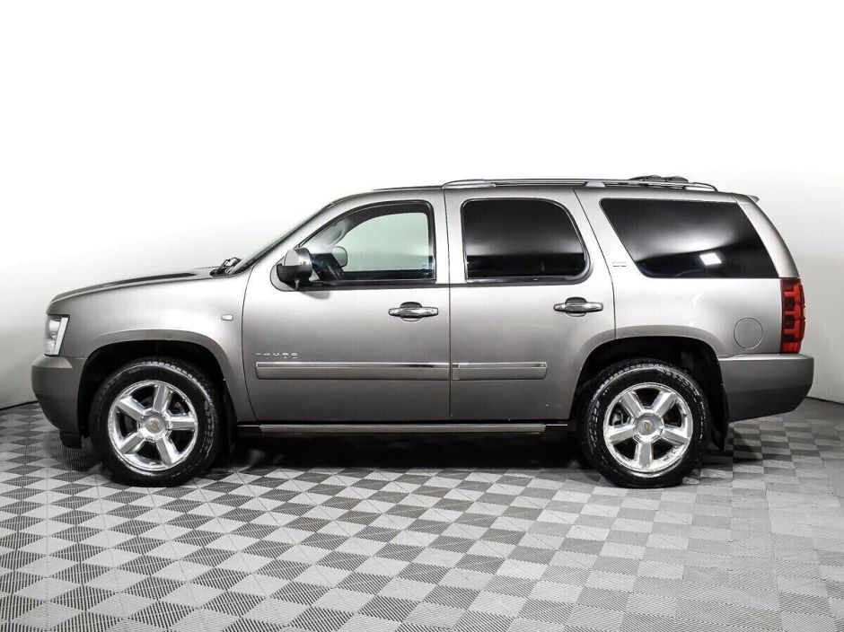 Chevrolet Tahoe, 5.3 л, АТ, 2012 фото 10