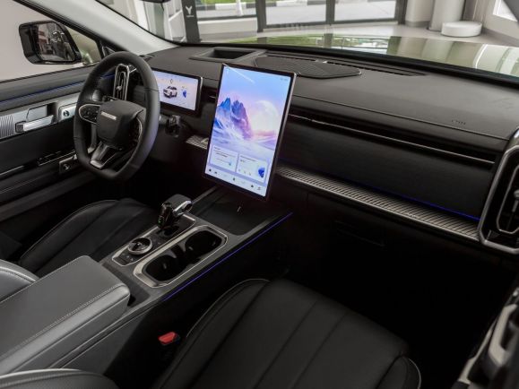 Jaecoo J7 Urban, 1.6 л, Робот, 2024 фото 2