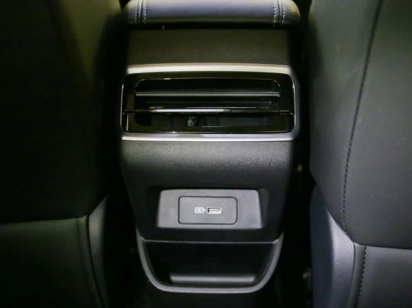 Livan S6 Pro Premium, 1.5 л, Робот, 2024 фото 1