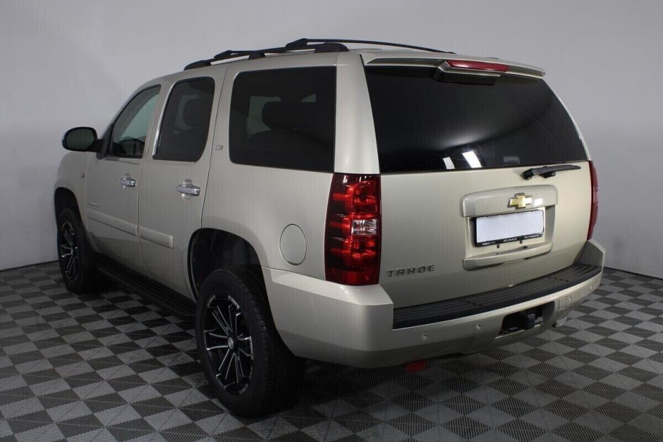 Chevrolet Tahoe, 5.3 л, АТ, 2010 фото 6