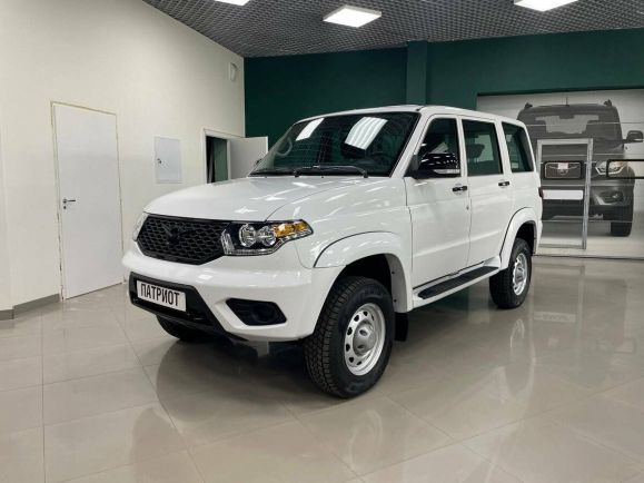 УАЗ Patriot Base Икар + Пакет Limited + Экспедиция Лайт, 2.7 л, МТ, 2024 фото 3