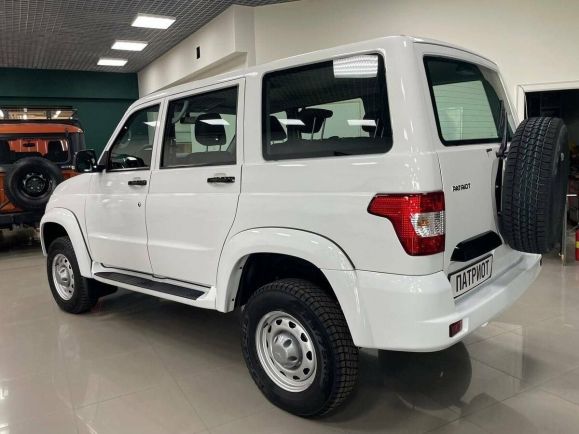 УАЗ Patriot Base Икар + Пакет Limited + Экспедиция Лайт, 2.7 л, МТ, 2024 фото 6