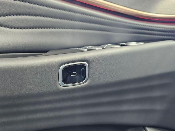 Jaecoo J8 Supreme, 2.0 л, Робот, 2024 фото 15