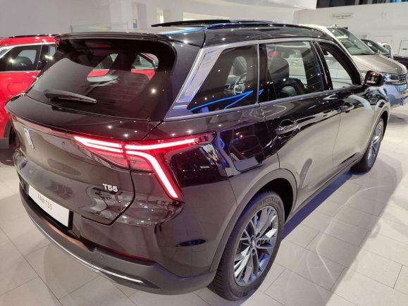 FAW Bestune T55 Transcend, 1.5 л, Робот, 2024 фото 6