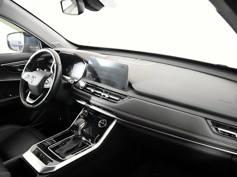 Chery Tiggo 8, 2.0 л, Вариатор, 2020 фото 9