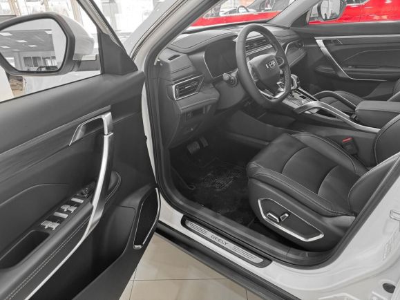 Geely Atlas Pro Luxury, 1.5 л, АТ, 2024 фото 8