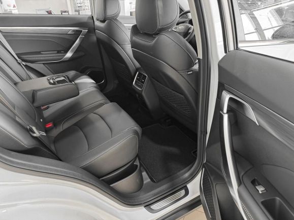 Geely Atlas Pro Luxury, 1.5 л, АТ, 2024 фото 2