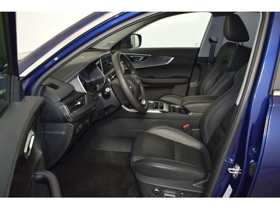 Chery Tiggo 8, 2.0 л, Вариатор, 2020 фото 12