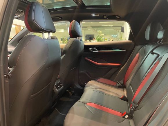 Geely Coolray Flagship, 1.5 л, Робот, 2024 фото 1