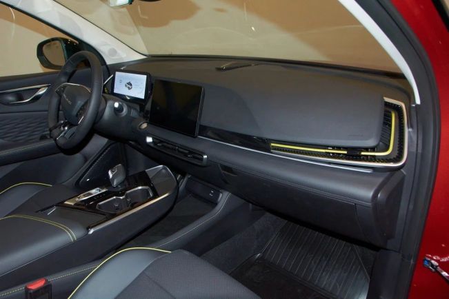 BAIC X55 Elite, 1.5 л, Робот, 2024 фото 8