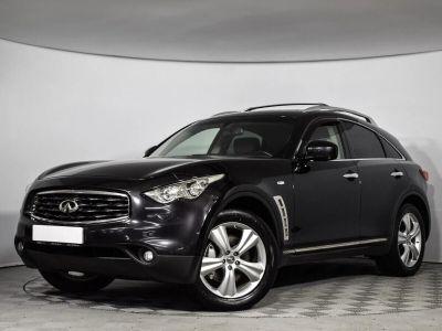 Infiniti FX, 3.7 л, АКПП, 2011 фото 3