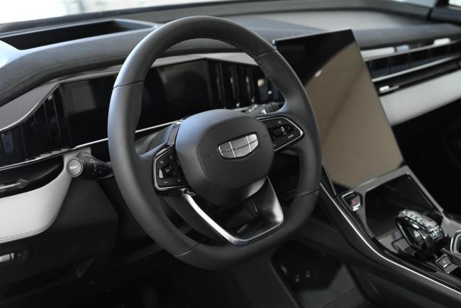 Geely Atlas Flagship, 2.0 л, АТ, 2024 фото 8