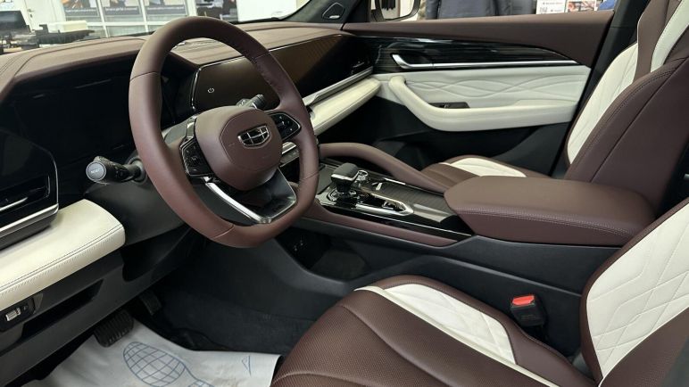 Geely Monjaro Flagship, 2.0 л, АТ, 2024 фото 7