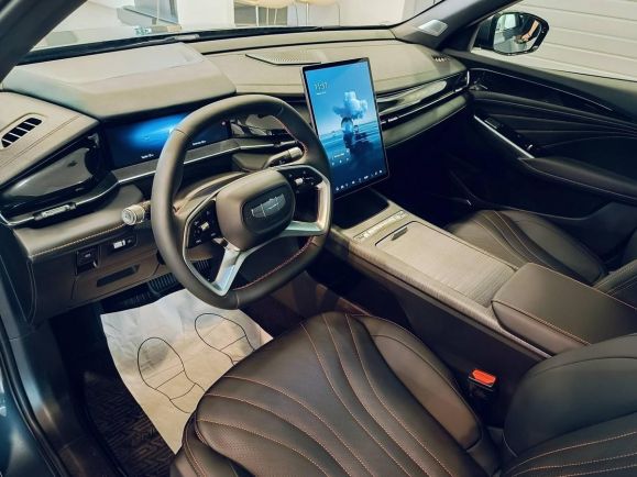 Geely Preface Flagship, 2.0 л, Робот, 2024 фото 7