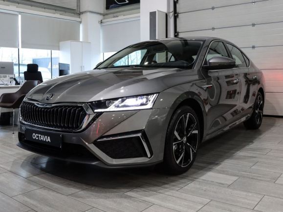 Skoda Octavia PRO Luxury, 1.4 л, Робот, 2024 фото 3