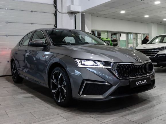 Skoda Octavia PRO Luxury, 1.4 л, Робот, 2024 фото 4