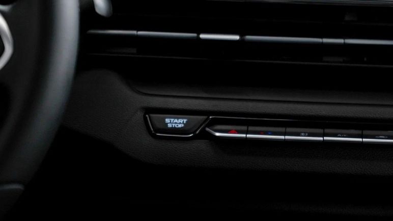 Livan X3 Pro Luxury, 1.5 л, Вариатор, 2024 фото 2