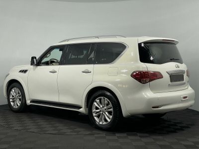 Infiniti QX56, 5.6 л, АКПП, 2013 фото 4