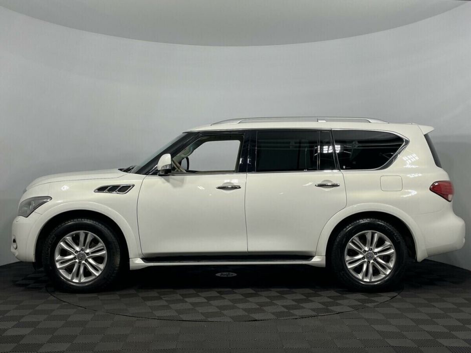 Infiniti QX56, 5.6 л, АТ, 2013 фото 10