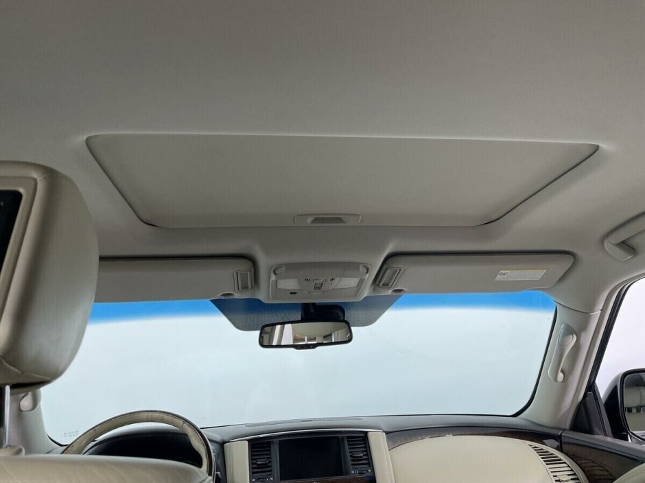 Infiniti QX56, 5.6 л, АТ, 2013 фото 16