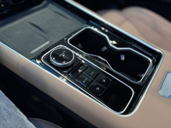 Chery Tiggo 9 Ultra, 2.0 л, АТ, 2024 фото 1