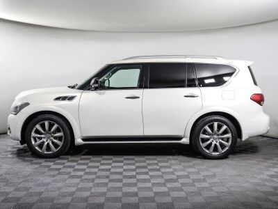 Infiniti QX56, 5.6 л, АКПП, 2013 фото 10