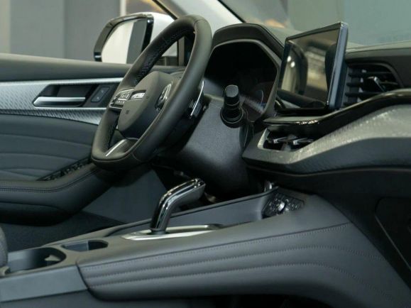 Haval F7x Premium, 2.0 л, Робот, 2024 фото 8