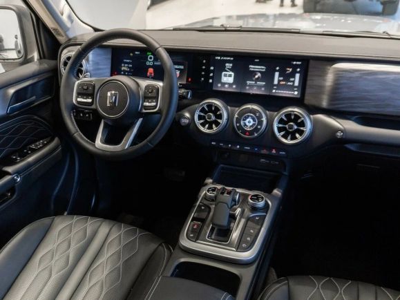 Tank 300 City Adventure, 2.0 л, АТ, 2024 фото 7