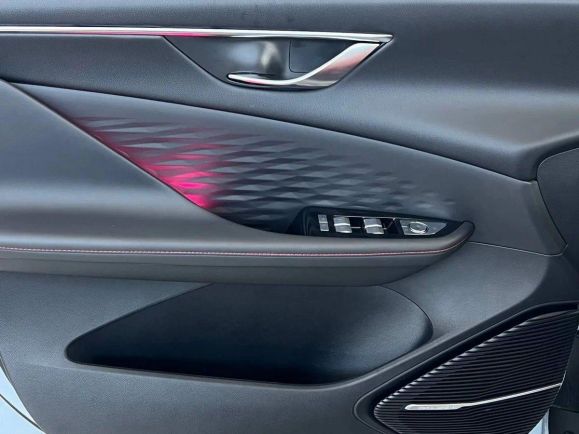 BAIC X55, 1.5 л, Робот, 2024 фото 14