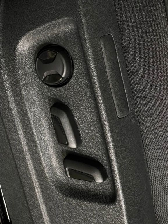 Skoda Karoq Style, 1.4 л, АТ, 2024 фото 8