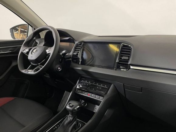 Skoda Karoq Style, 1.4 л, АТ, 2024 фото 1