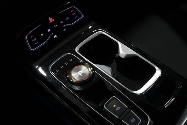 JAC JS6 Comfort, 1.5 л, Робот, 2023 фото 7