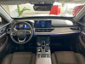 Chery Tiggo 8 Pro Ultimate, 1.6 л, Робот, 2024 фото 2