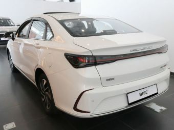 BAIC U5 Plus, 1.5 л, Вариатор, 2024 фото 5