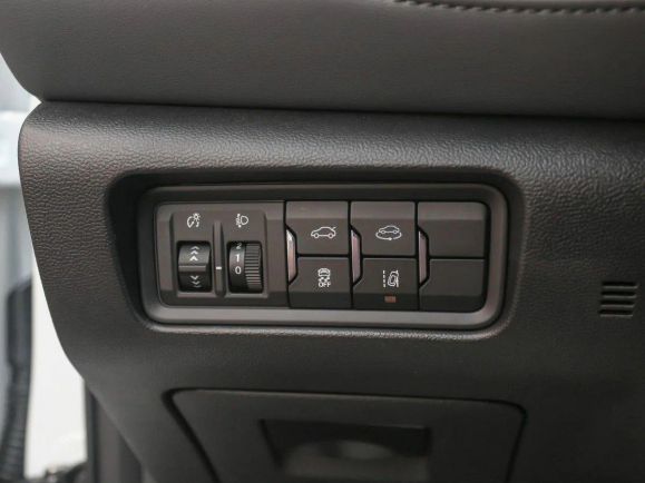 BAIC U5 Plus, 1.5 л, Вариатор, 2024 фото 8