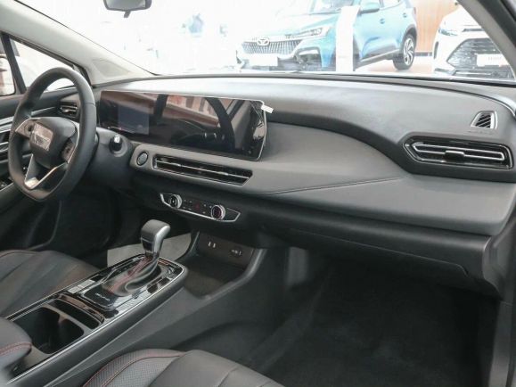 BAIC U5 Plus, 1.5 л, Вариатор, 2024 фото 2