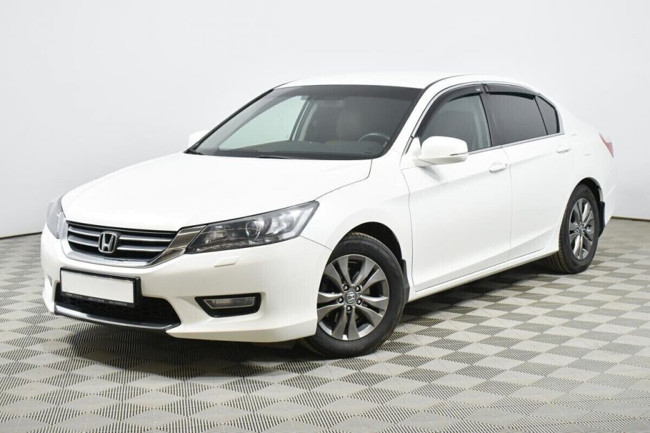 Honda Accord, 2.4 л, АТ, 2013 фото 3