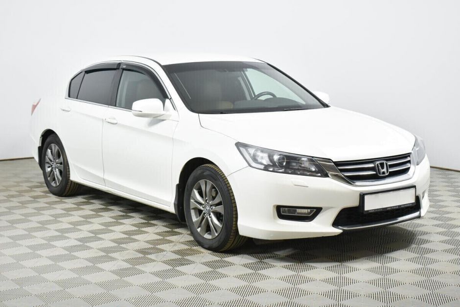 Honda Accord, 2.4 л, АТ, 2013 фото 5