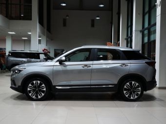 FAW Bestune T77 Luxury (DCT), 1.5 л, Робот, 2025 фото 6